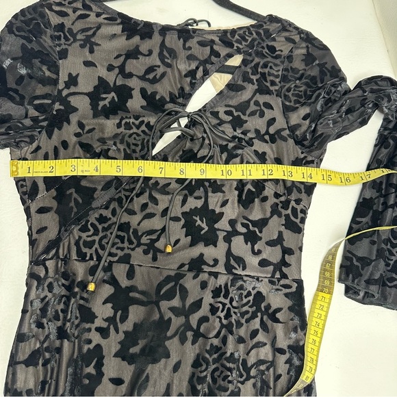 SAINTS & SECRETSElegant Black Floral Dress SIZE M - Picture 7 of 13